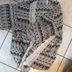 Kimono multi color with lace detail